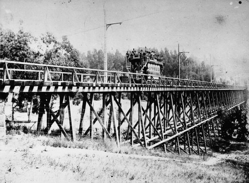 Close view of double-deck car on the old Trestle Glen railroad [picture]