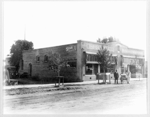 Cutler store owned by the Shinota family