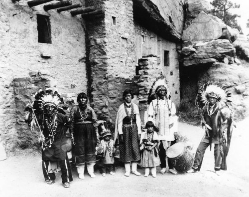 American Indian family group
