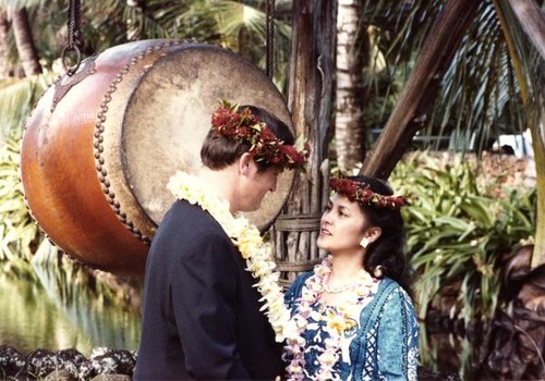 Vince and Patricia Whiting's vow renewal in Hawaii