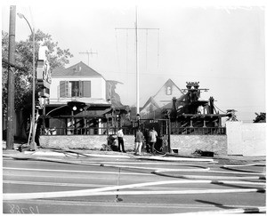 7 Chefs Restaurant fire on 8756 Sunset Boulevard, 1960