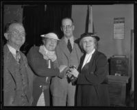 Sari Fedak and Vilma Aknay pose with Attorney Harry F. Sewell, Los Angeles, 1935