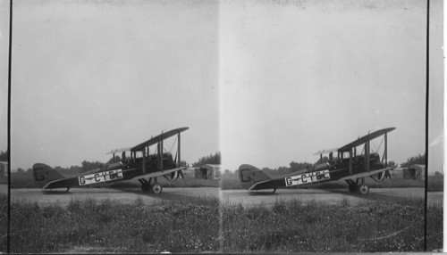 D.H.4B Airplane - same type as used in U.S. Mail Service, Ontario