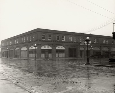 Stockton - Streets - c.1920 - 1929: Aurora St. and Market St., Aurora Welding Machine Works