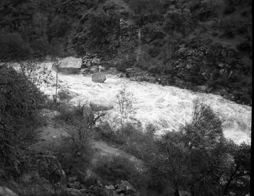 Middle Fork Kaweah River, at High Water