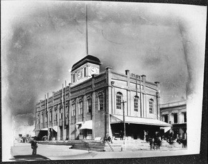 The old county courthouse, facing east from the corner of Temple Street and Broadway, ca. 1889