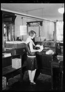 Posting machine, Whiting Finance Co., 111 West 7th Street, Los Angeles, CA, 1929