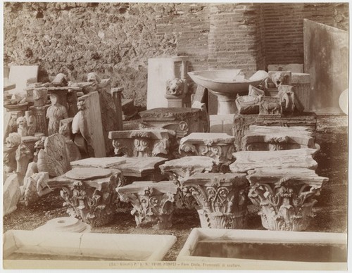 Pe. Ia. No. 19180. Pompei - Foro Civile. Frammenti di sculture