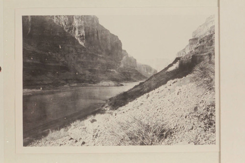 Upriver from below/near Nancoweap Creek. The photographer has moved downriver from the point where Photo No. 361 was taken