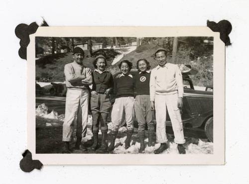 Sumiko Dorothy Tanabe with her friends visiting the snow