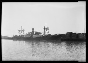 Shipment of guano from Chile, Southern California, 1932