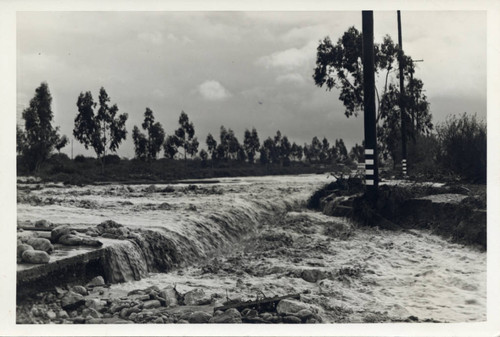 Foothill Boulevard during 1938 flood