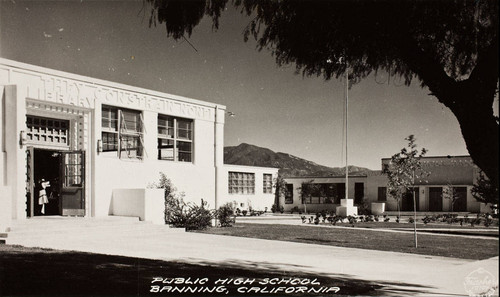 The Banning High School, including the Banning Public Library, in the 1930s