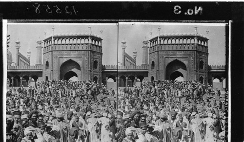 Mohammedan Multitudes Leaving the Jumma Mosque, Delhi, India