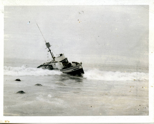 Tanami fishing boat beached, 1958