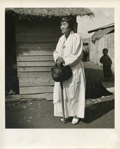 Elderly woman in traditional Korean dress