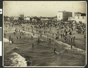 Crowded Los Angeles area beach, ca.1940