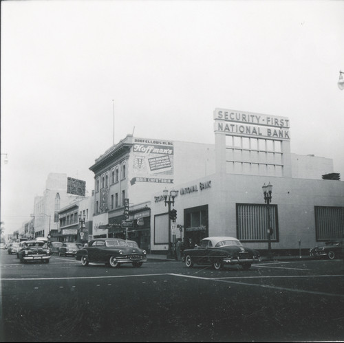 R. Lutes photograph of downtown Santa Ana at Main and Third Streets