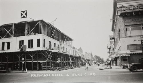 Mary A. Smart photograph of earthquake damage on North Main Street in Santa Ana