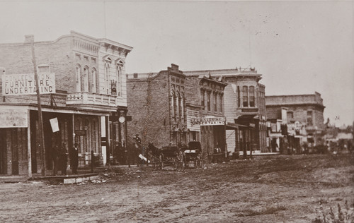 Photograph of Fourth Street in Santa Ana