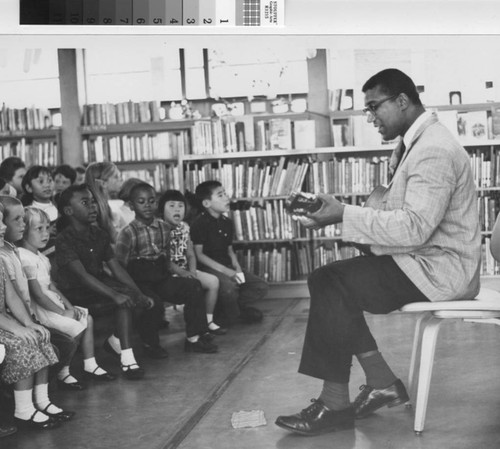 Berkeley Public Library, South Branch, children's story time, 1965