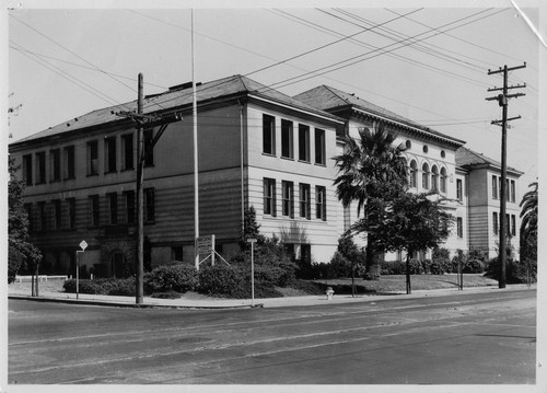 Old Berkeley High School, beginning of demolition, 1934
