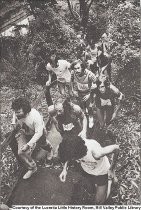Dipsea Race runners on steps, 1974