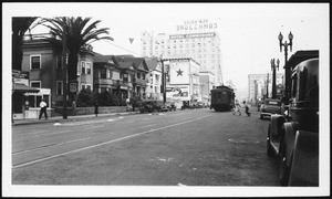 Houses along Seventh Street with the Hotel Commodore in the background, ca.1930-1935