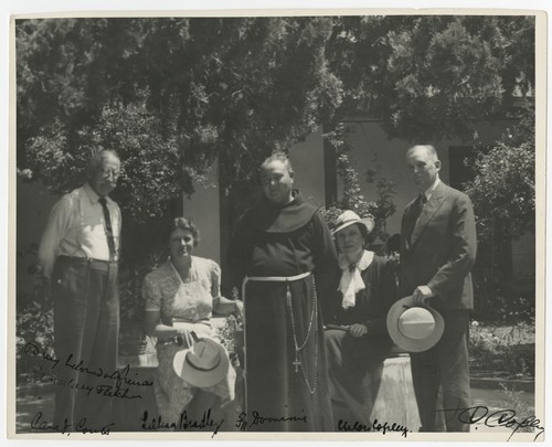 Cave Couts, Mrs. Copley, Father Dominic O'Keefe, Lillian Bradley, and Ira C. Copley at Guajome Ranch