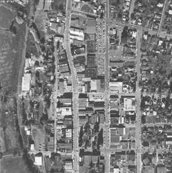Aerial view of Healdsburg looking north from Matheson Street to Grant Street