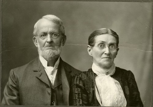 Portrait of Emma and William Bechtel