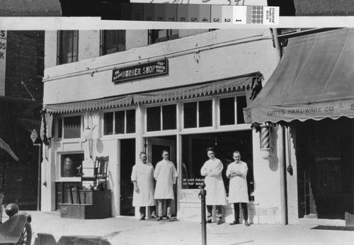 Photograph of Deluxe Barber Shop, Marysville (Calif.)