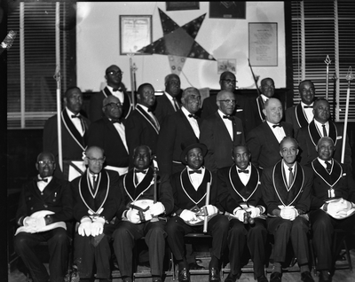 Group photograph of masons