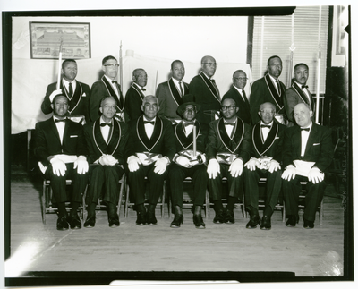 Group photograph of masons