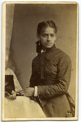 Portrait of unidentified woman