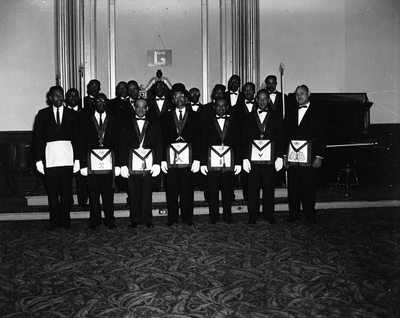 Group photograph of masons