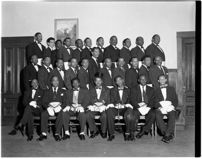 Group photograph of masons