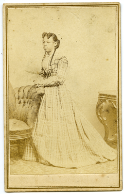 Portrait of unidentified woman