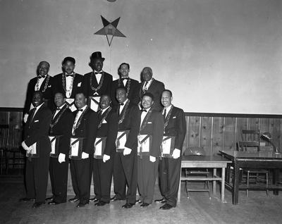 Group photograph of masons