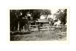 Big Pine, Hession farmhouse, abandoned