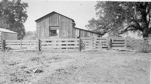 Mathewson Family Barn, Visalia, Calif