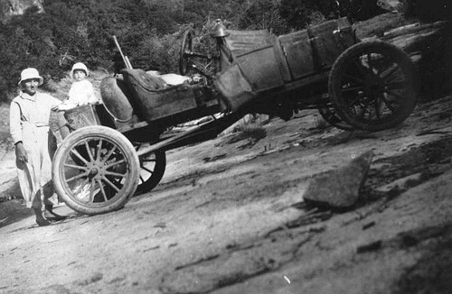 Marvel Hensley & Beulah Meek Hensley, Three Rivers, Calif