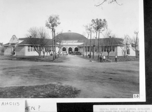 Dinuba Union High School, Dinuba, Calif