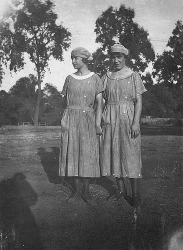 Cannery Girls, Lindsay, Calif., 1919