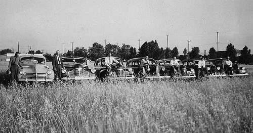 Men and Their Cars, Strathmore, Calif., 1946