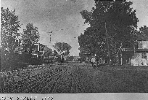 Main Street, Porterville, Calif., ca 1885