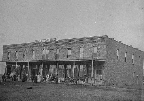 Arlington Hotel, Porterville, Calif., 1895