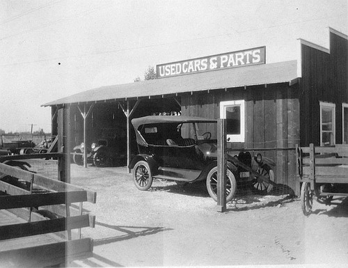 Riley Simpson Used Car Parts, Porterville, Calif., ca 1924