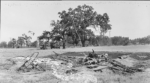 Air Crash West of Visalia, Calif., 1920s