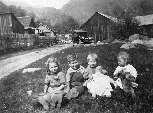 Florence and Marvel Hensley, Three Rivers, Calif